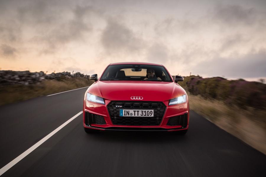  Audi TTS Coupe (8S) 2018 года  (WW) (фото 71 из 254)